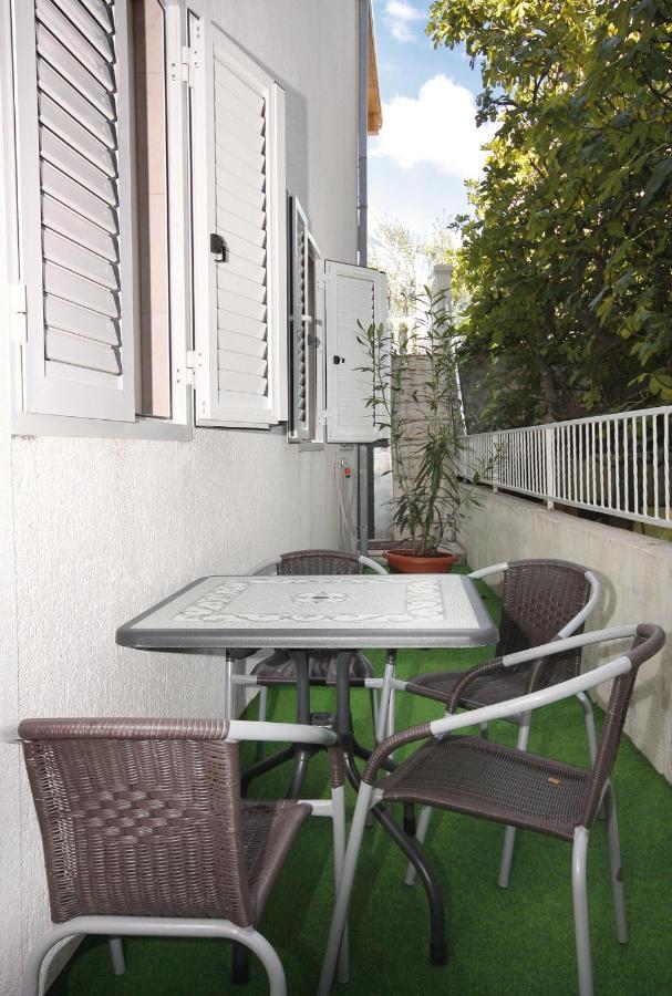 Apartments With A Parking Space Vodice - 2995 Exterior photo